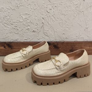 Urban Outfitters Cream Croc-Embossed Chunky Loafers with Gold Hardware